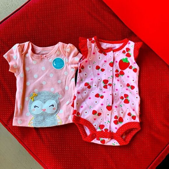 Take 50% OFF- Carter’s 2pcs Mix Tops, Size-NB - Picture 1 of 8